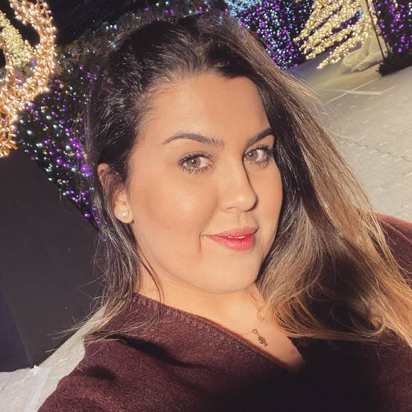 Meet your Posher, Lidiane - Picture 1 of 1